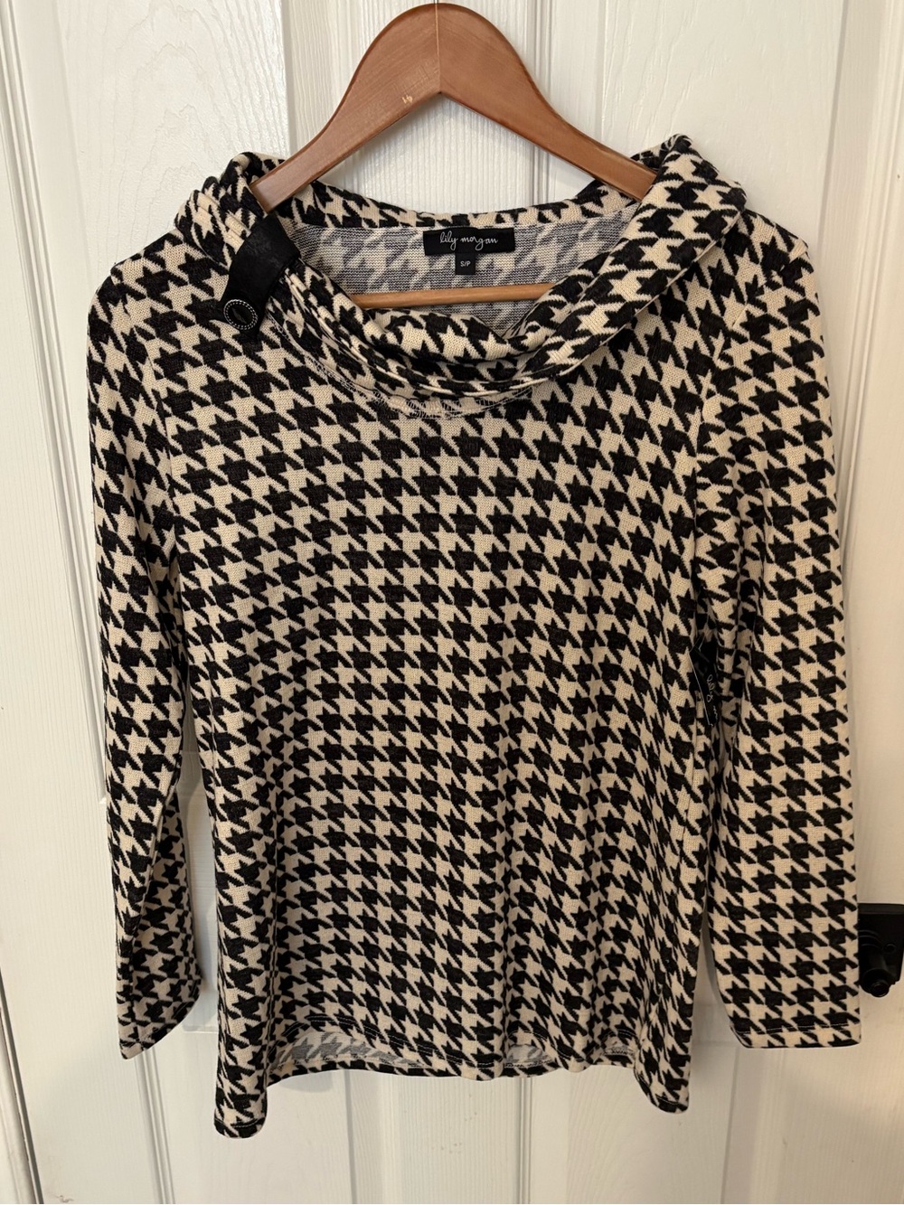 Lily Morgan Houndstooth Cowl Neck Sweater - Black & Cream